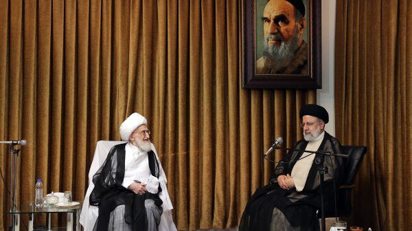 رئیسی: دولت تلاش کرده توطئههای دشمن برای ایجاد ناامیدی را خنثی کند