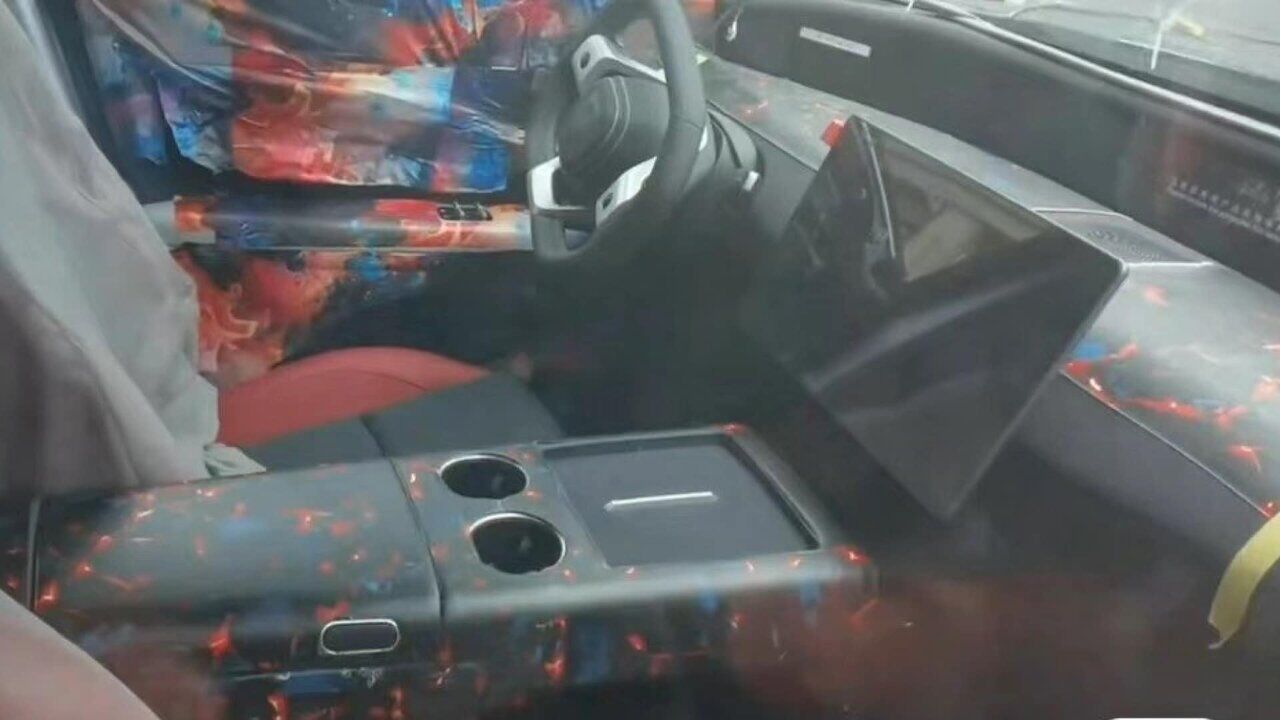 دستپخت ۳ میلیاردی طراح ایرانی + عکس