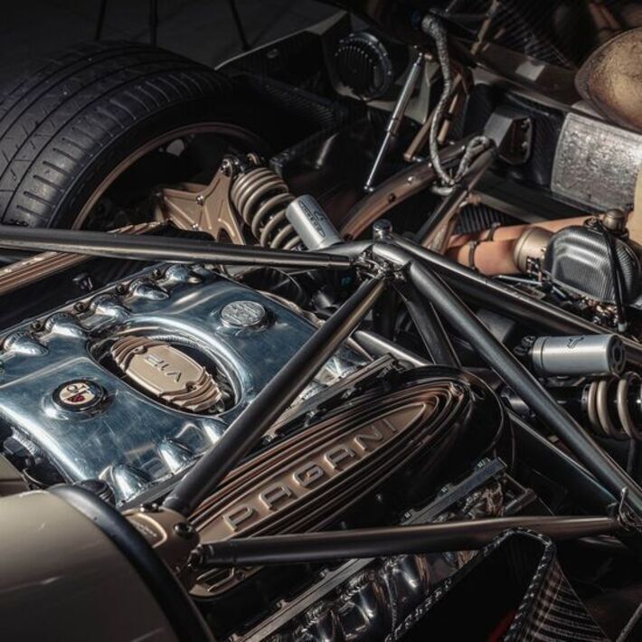 پاگانی یوتوپیا: اثر هنریِ دنیای خودرو + عکس