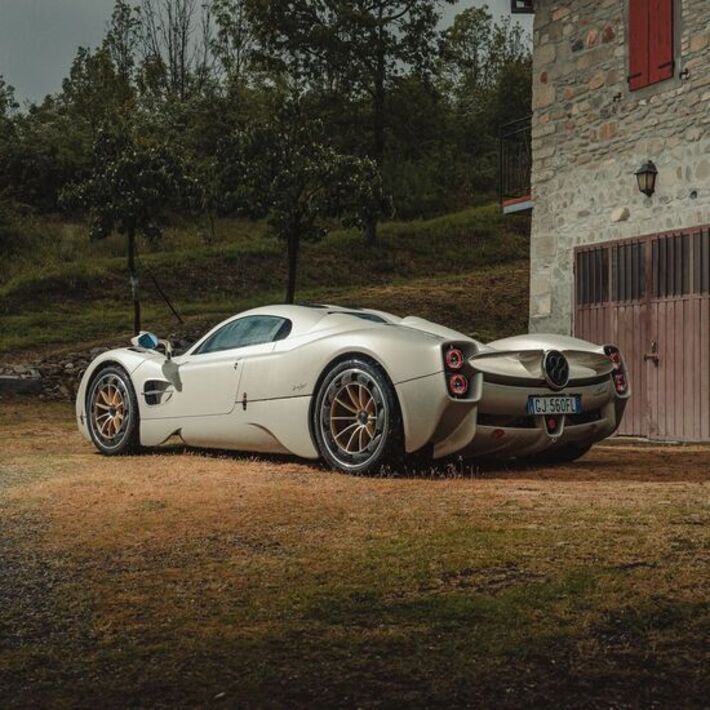 پاگانی یوتوپیا: اثر هنریِ دنیای خودرو + عکس