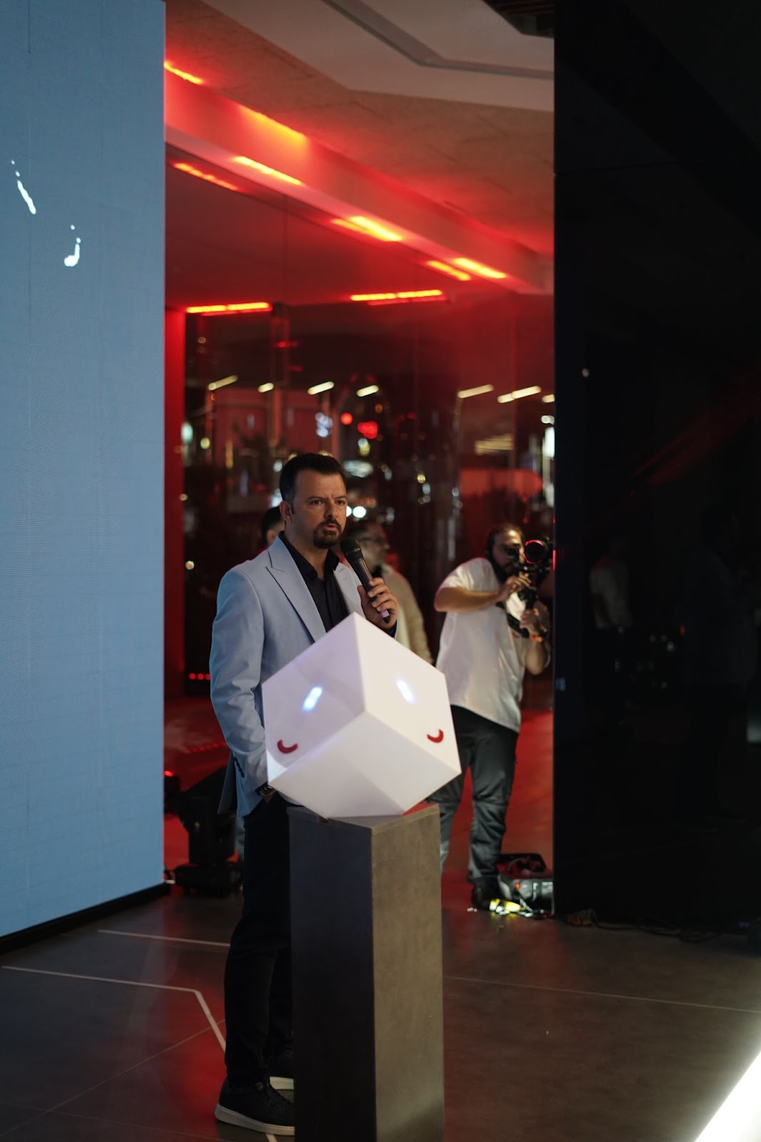 فروشگاه حضوری دیجیکالا افتتاح شد