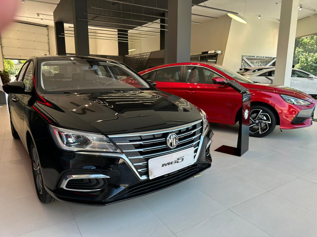 نگاهی به محصولات جدید ام جی در شوروم پارک وی