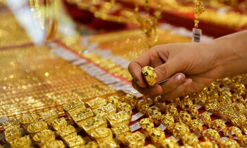 سقوط آزاد قیمت طلا و سکه / قیمت هرگرم طلا در یک قدمی ۳ میلیون تومان شدن!
