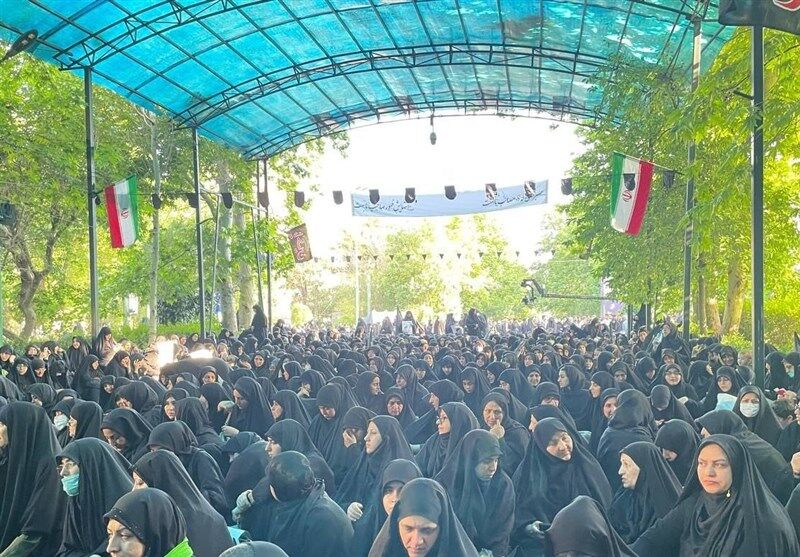 President Raisi’s Funeral Begins in Tehran