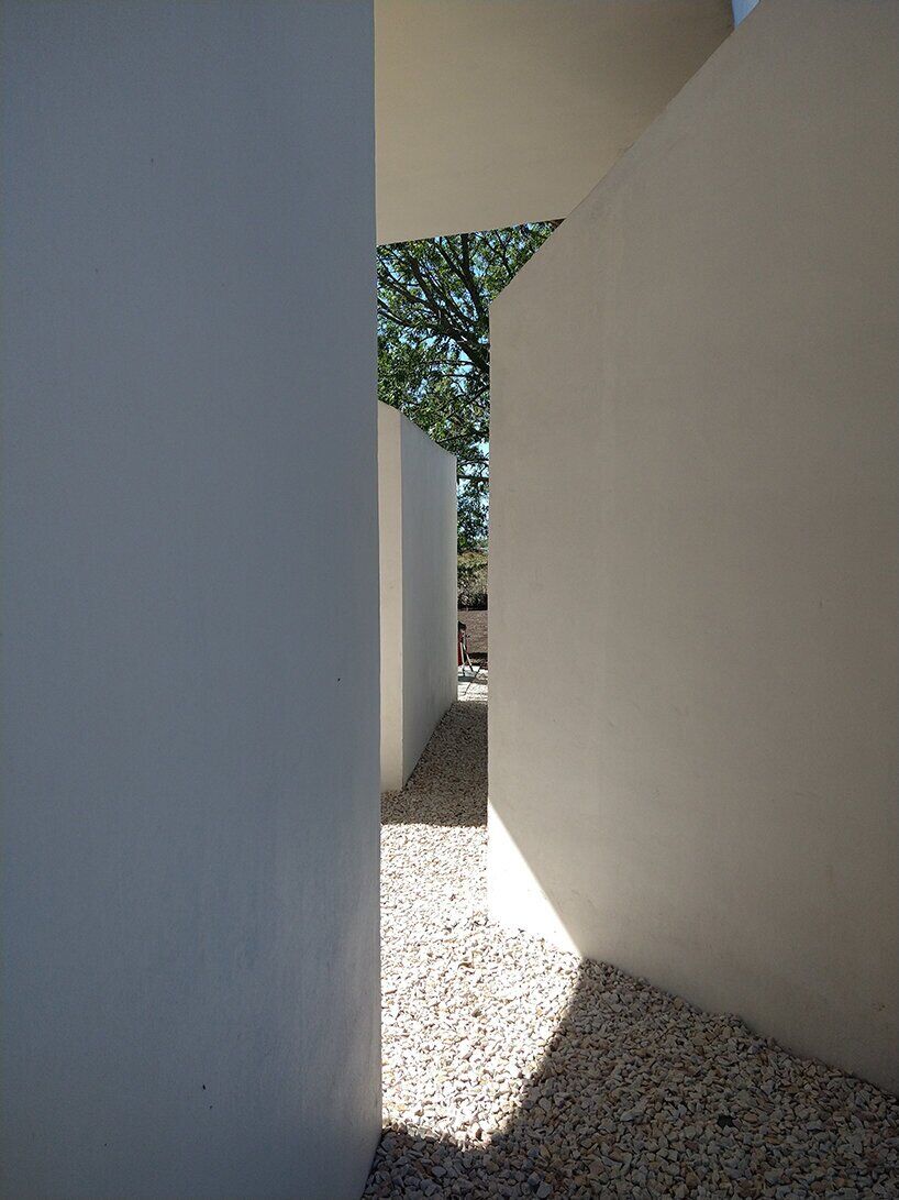 این خانه رویکردی جدید برای زندگی در فضای بسیار کوچک ارائه می کند