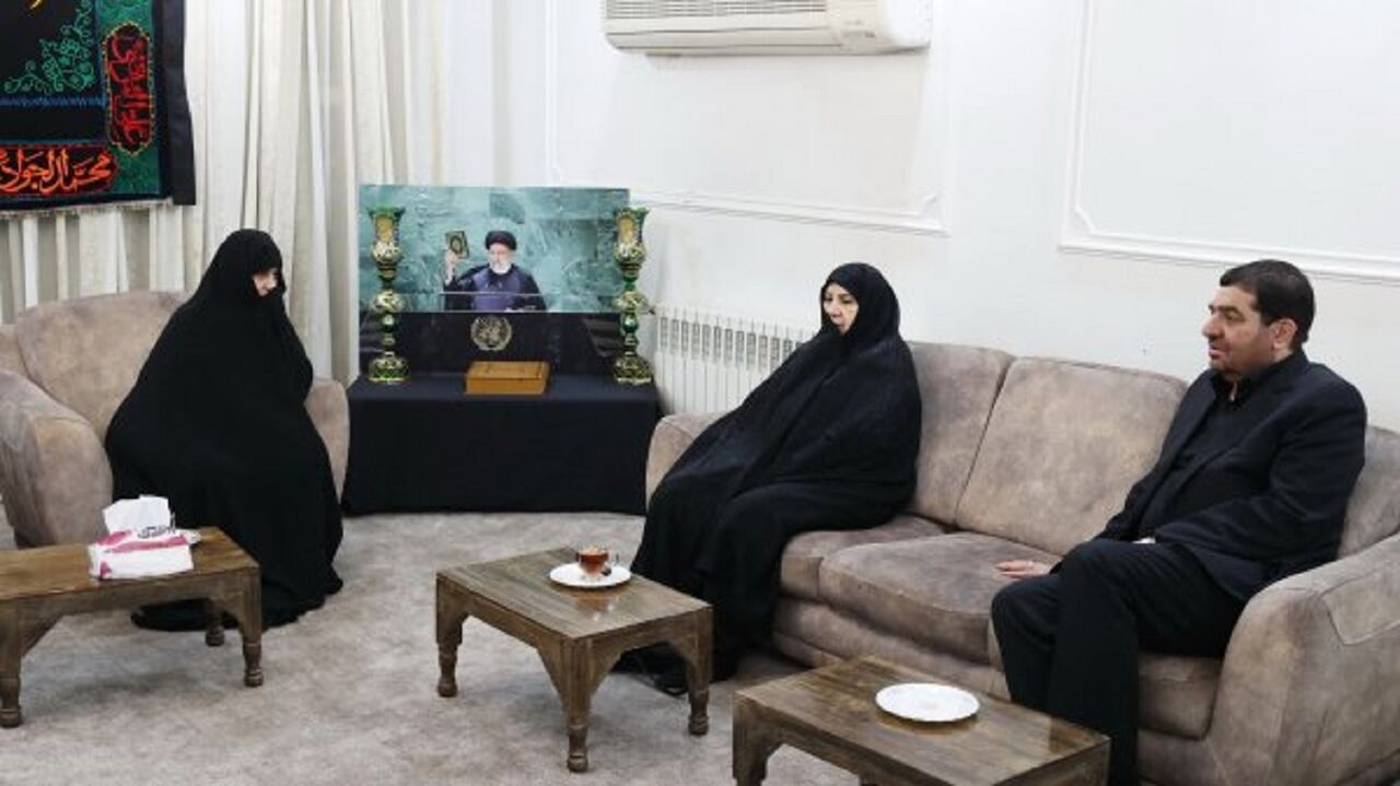 دیدار محمد مخبر با جمیله علم الهدی + عکس