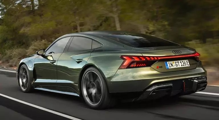 رونمایی از قویترین خودروی تاریخ آئودی+ عکس