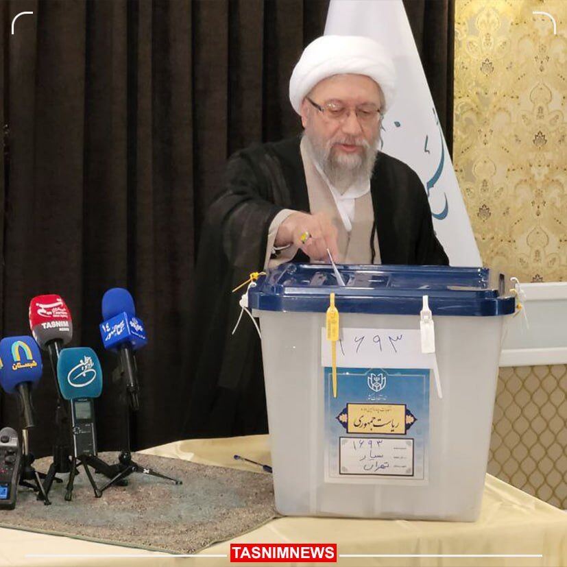صادق لاریجانی رای داد + عکس