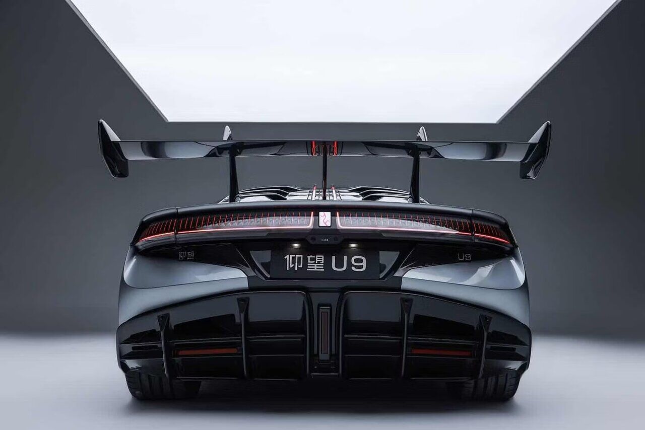 چینیها به جهنم سبز آمدند! / تهدیدی برای پادشاهان قدرت و سرعت؟ /عکس