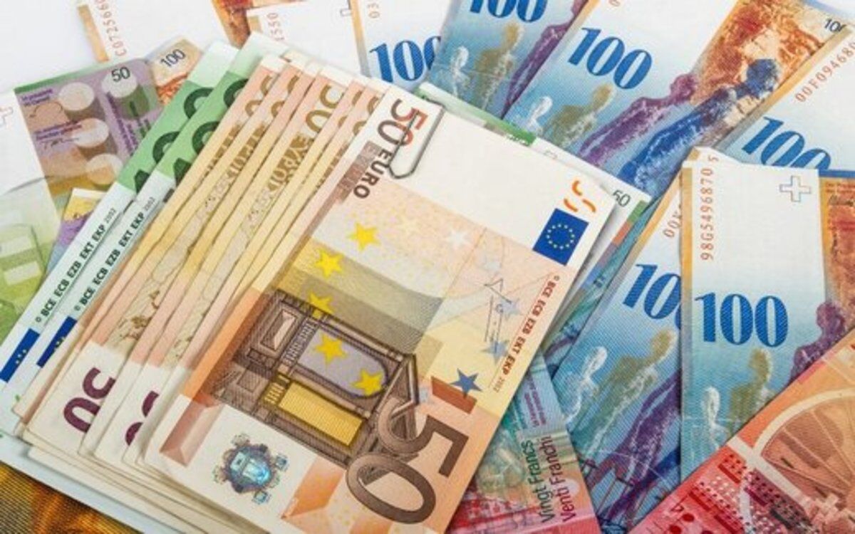 قیمت یورو امروز ۲ مرداد ۱۴۰۳ در بازار