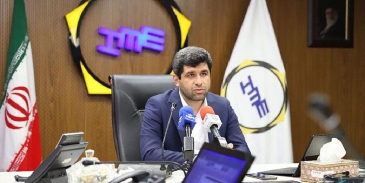 ثمرههای بازار طلای بورس کالا برای اقتصاد کشور است