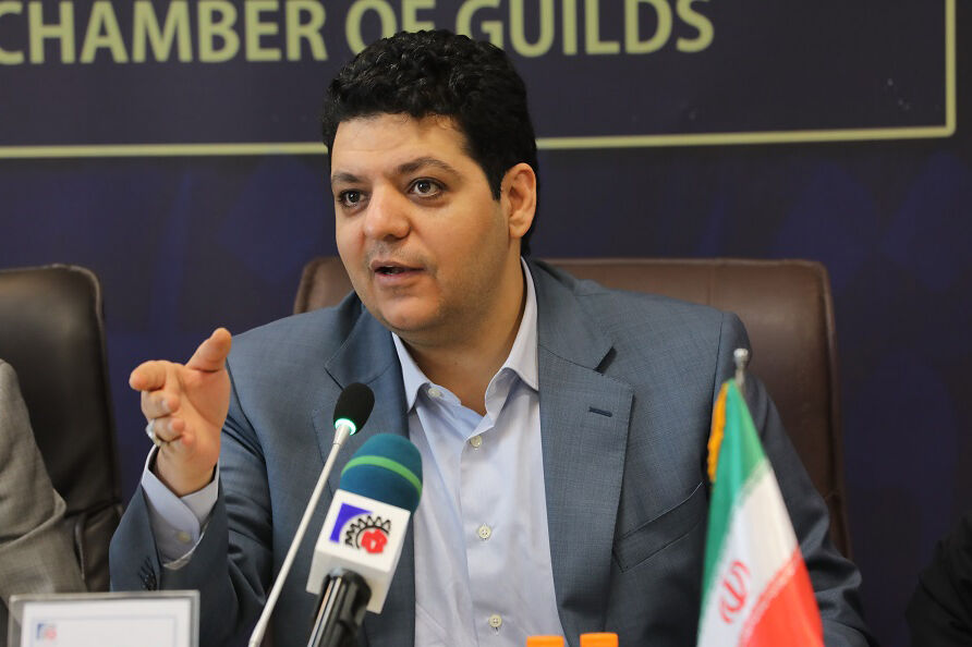 تعدد سامانهها مشکل امروز اصناف است/ دولت چهاردهم جلوی خود تحریمیها را بگیرد