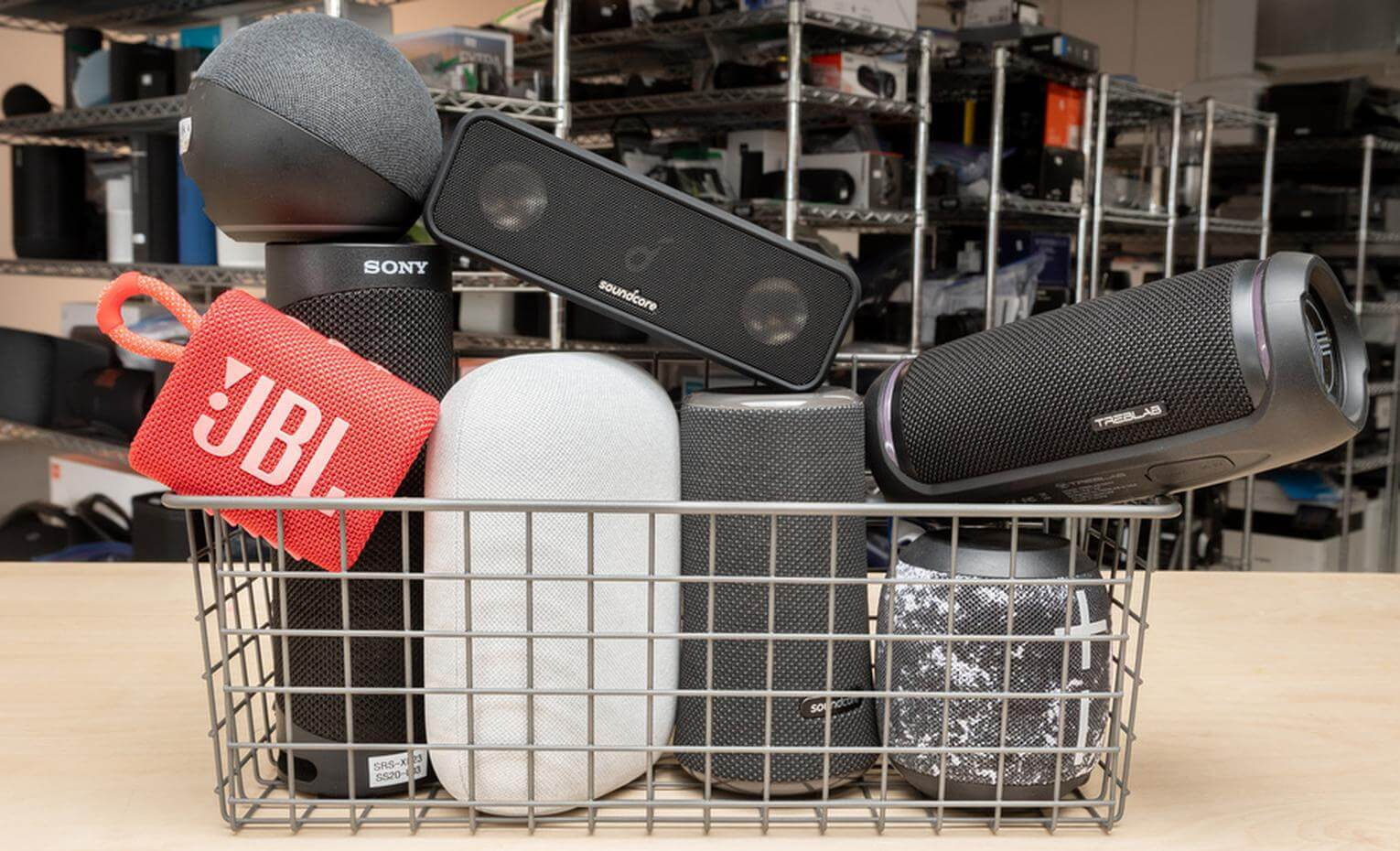 اسپیکر سونی بهتر است یا جی بی ال؟ مقایسه دو برند اسپیکر محبوب