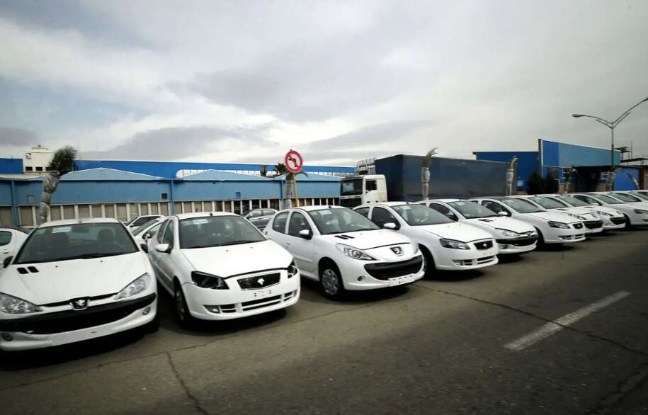 فوری /  قیمت کارخانه محصولات ایران خودرو افزایش یافت