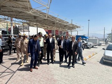 Iran envoy to Turkey visits Bazargan-Gurbulak border gate