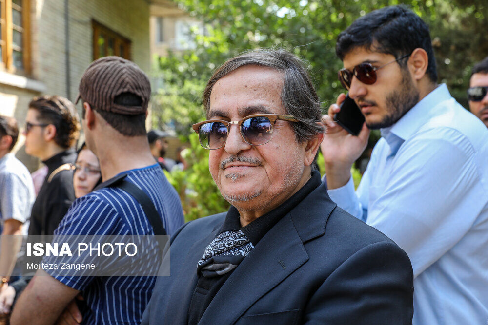 تیپ متفاوت روحانی سابق سوژه شد + عکس