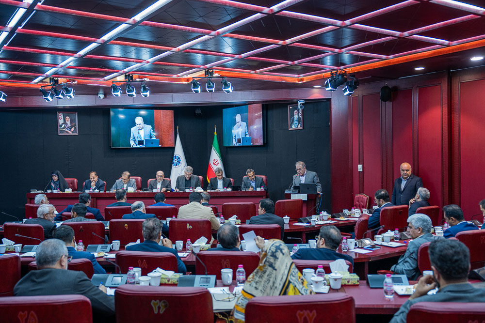 نشست هماندیشی اعضای هیات نمایندگان اتاق تهران و نمایندگان مجلس برگزار شد