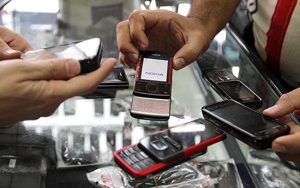 New Measure to Bring Order to Iran Mobile Phone Market