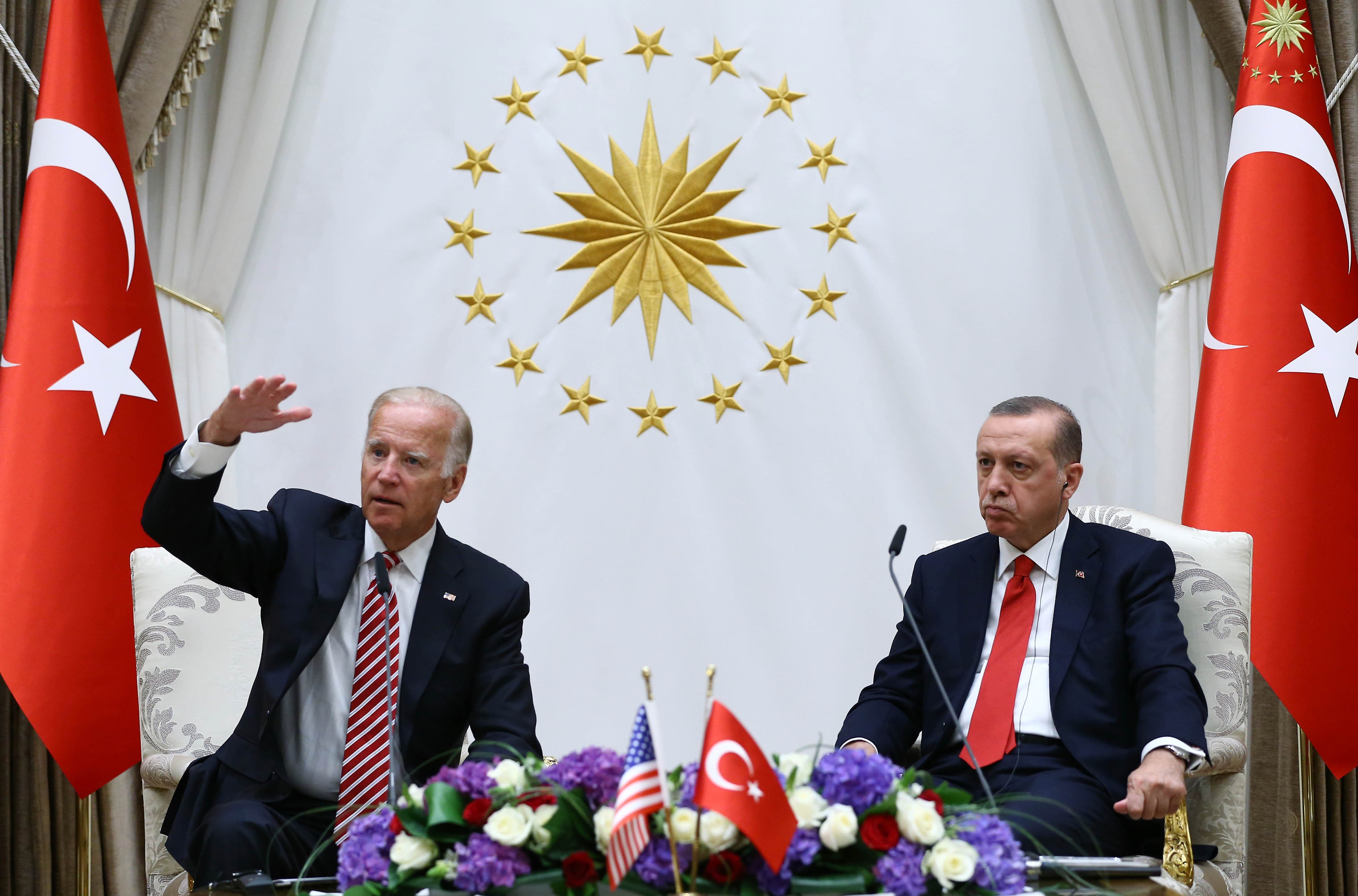 Biden Met by Snubs as He Seeks to Mollify Turkey’s Angry Erdogan