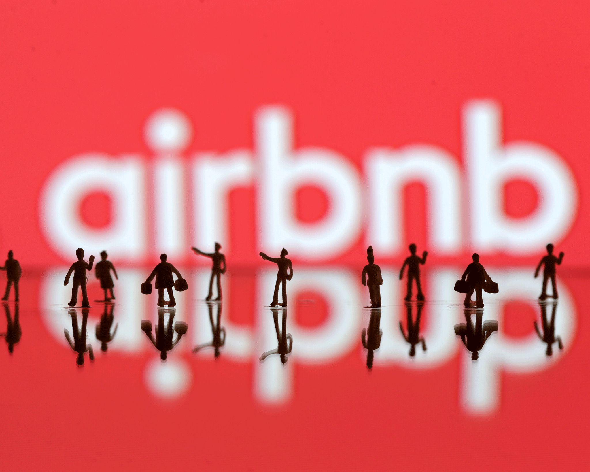 Airbnb Is Among Possible Suitors for Wyndham Europe Rentals