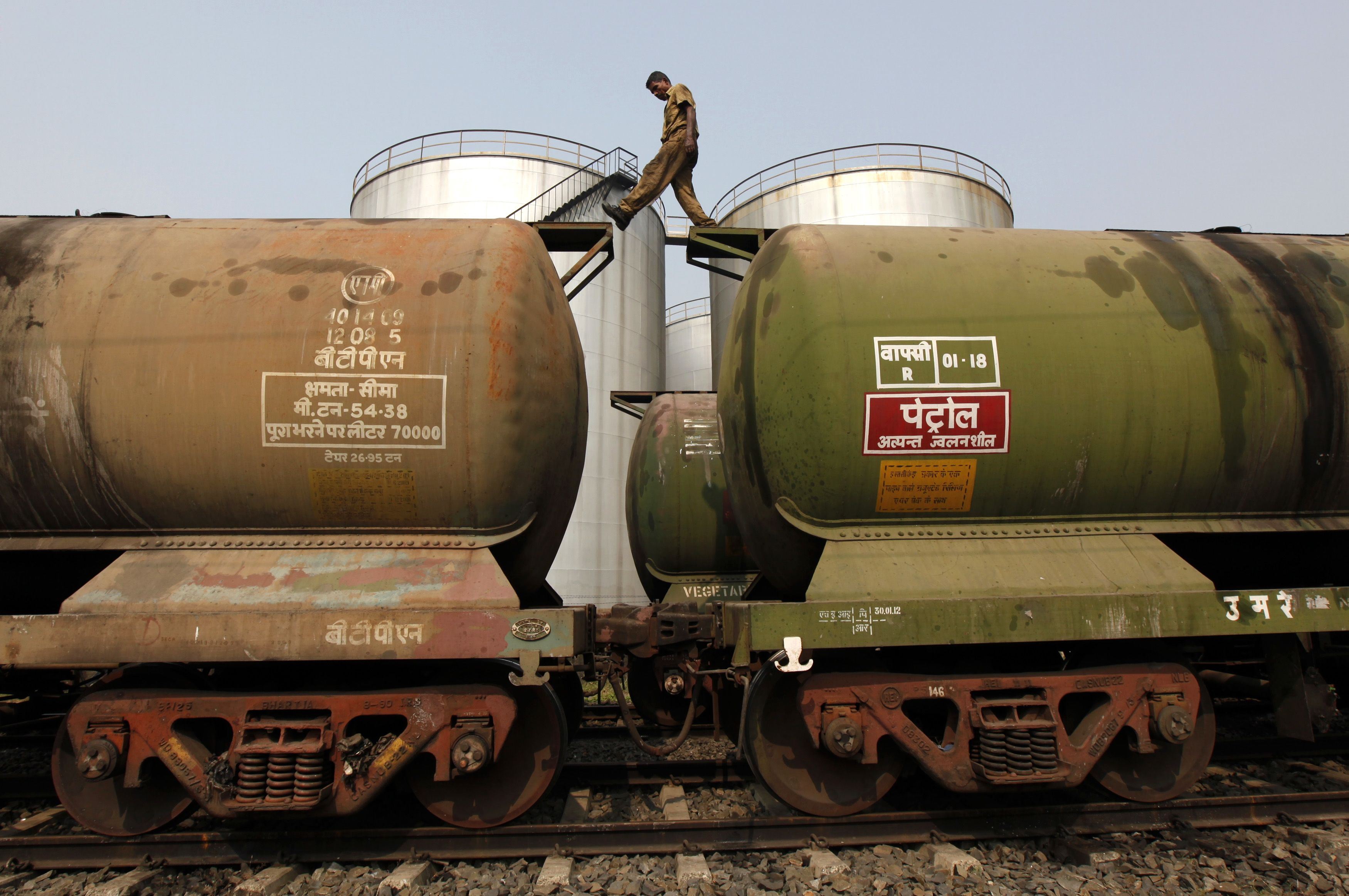 India Not to Zero Iran Oil Imports