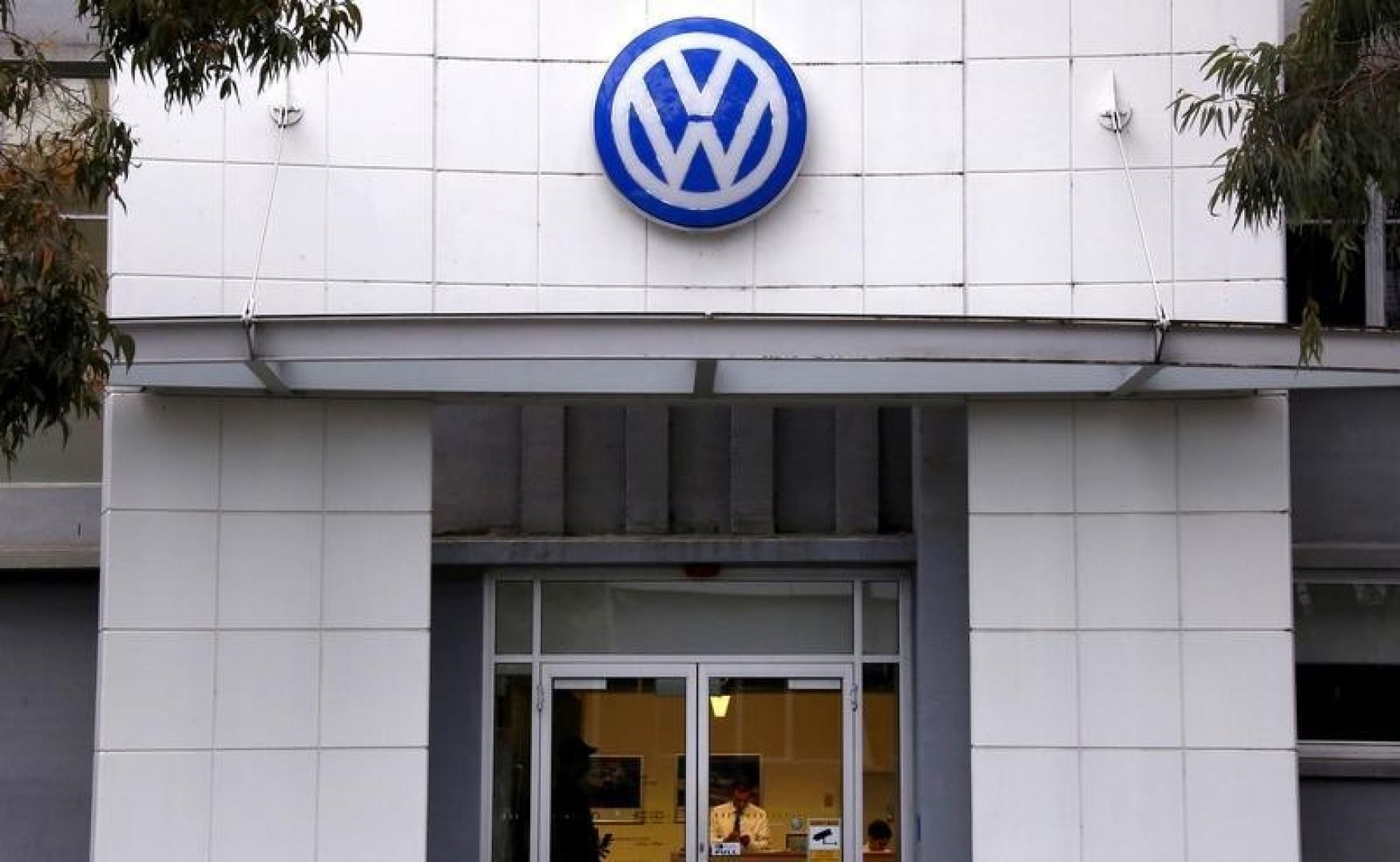 Bosch concealed Volkswagen use of 'defeat device' software: lawyers
