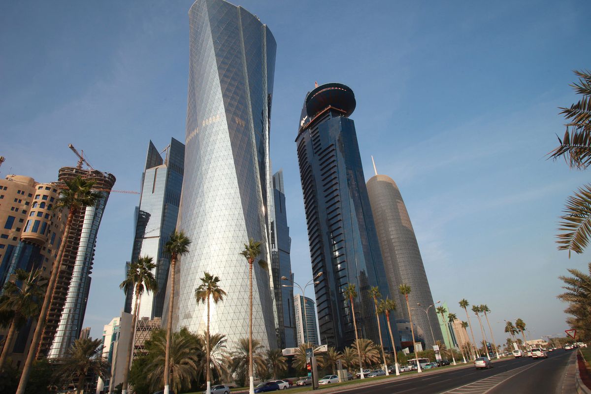 Qatari Assets Slump as Four Arab Nations Cut Diplomatic Ties