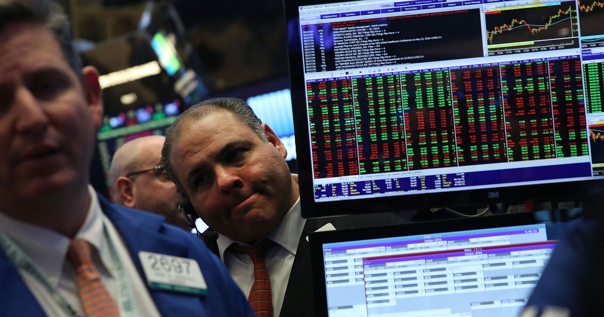 Wall St. set to open lower ahead of Fed minutes