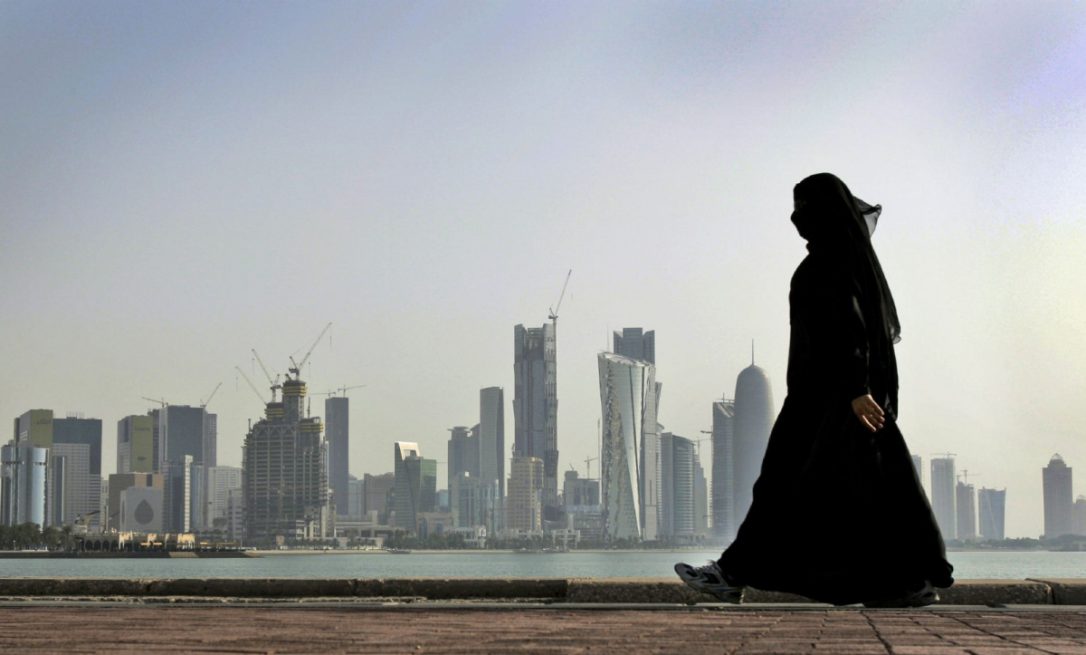 Qatar, Oman Becoming Iran's New Trade Gateways