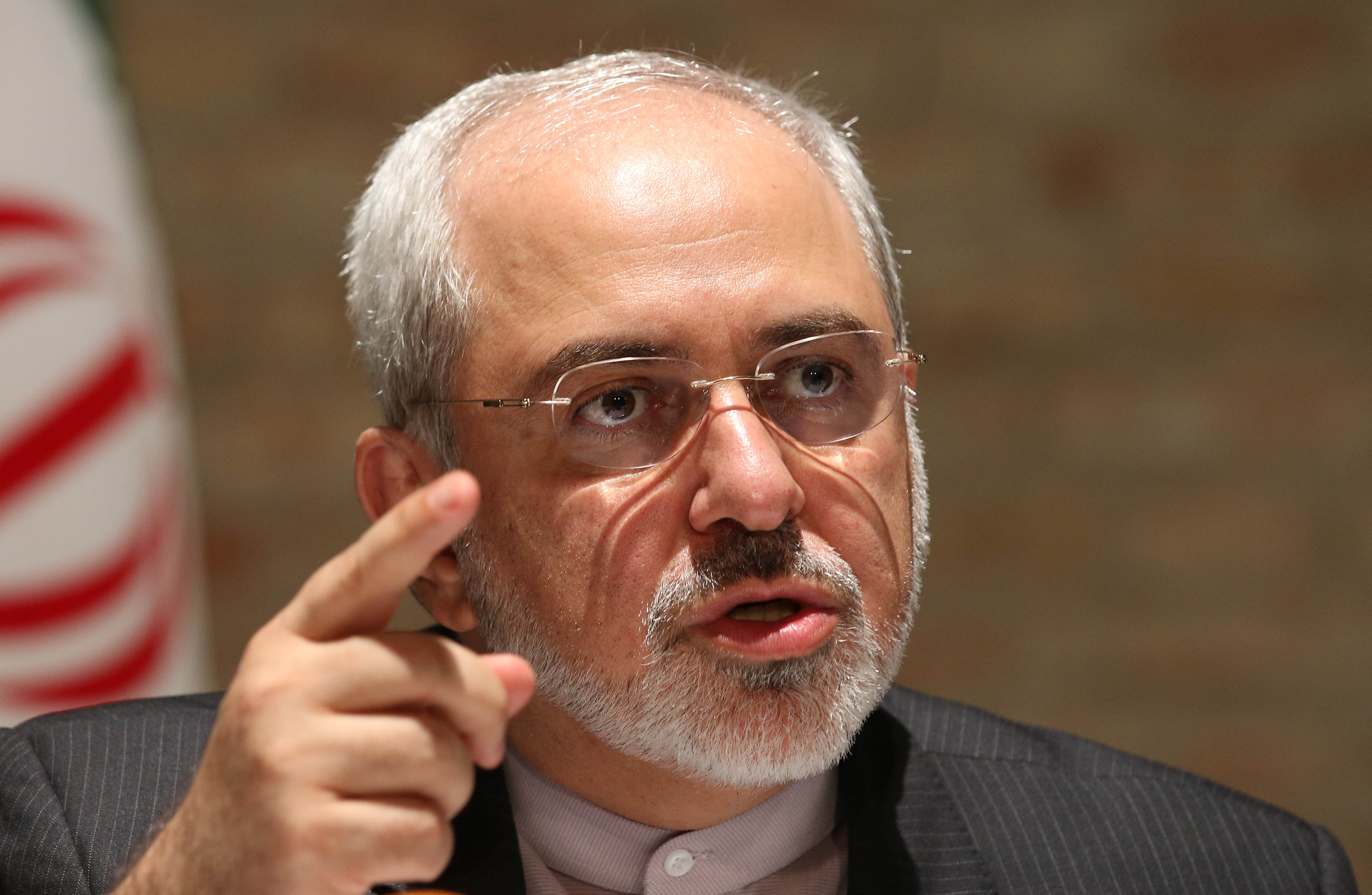 Zarif advises Saudi rulers to do away with short-sighted policies