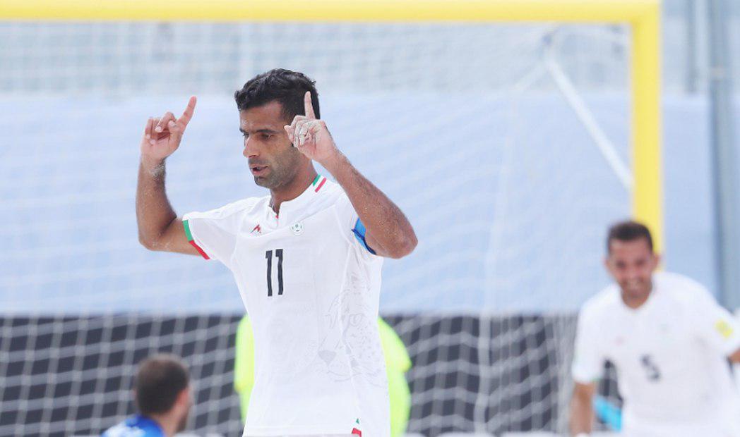 Iranian athlete among world top beach soccer players