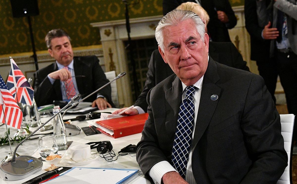 Tillerson Says Russia Should Give Up ‘Unreliable Partner’ Assad