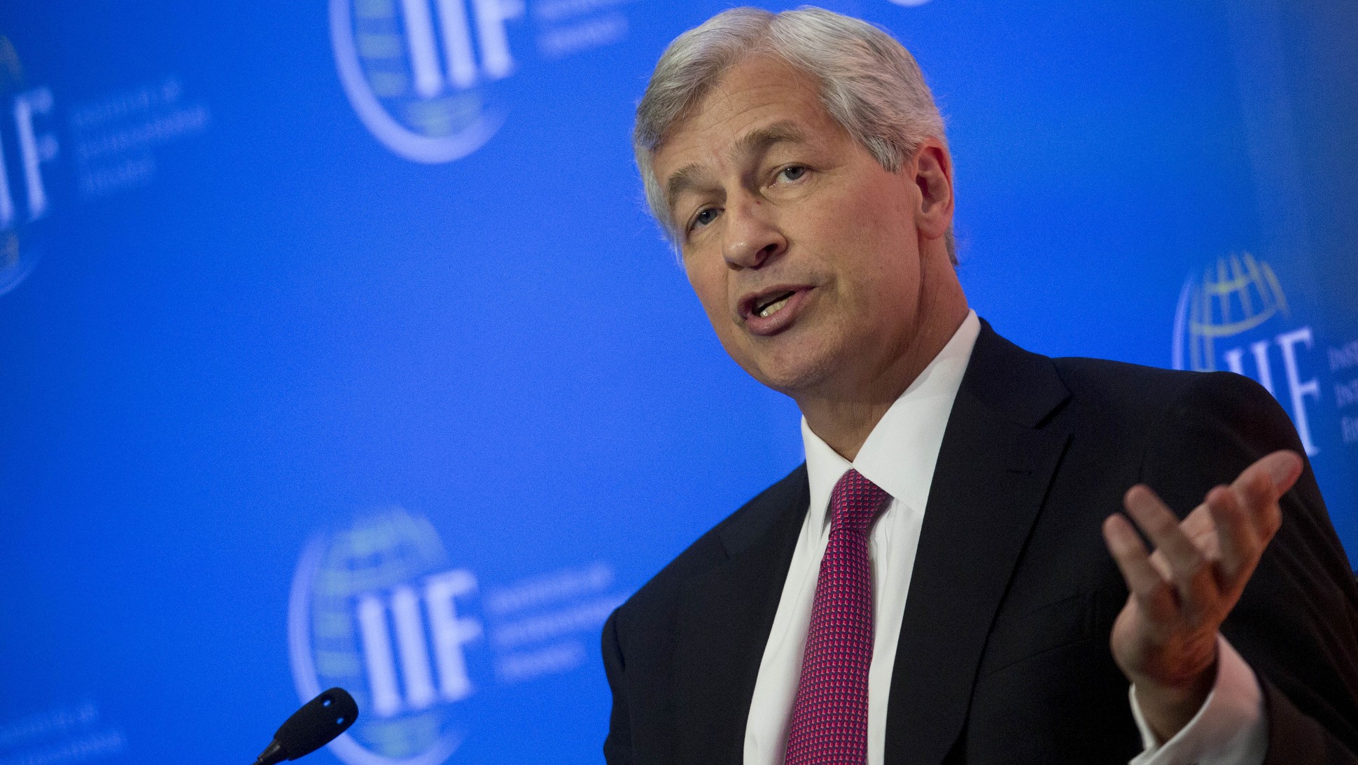 Dimon, Cohn Say Global Monetary Policy Becoming Less Effective