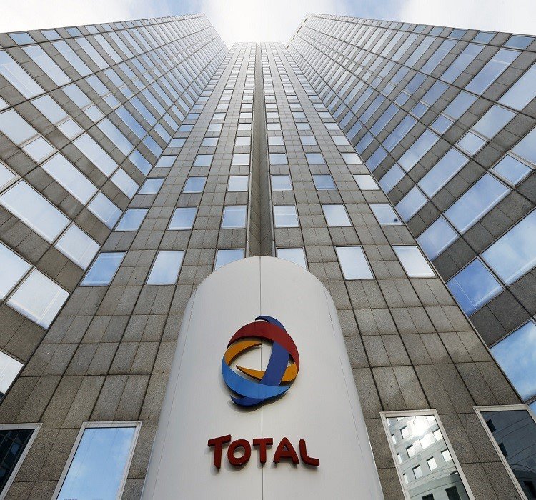 Iran, Total to finalize 2bn dollar petchem deal: Official