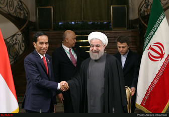 Rouhani: Iran resolved to enhance ties with Indonesia