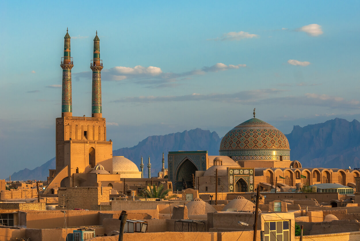 More Tourists Visit Iran From Oman Than Europe
