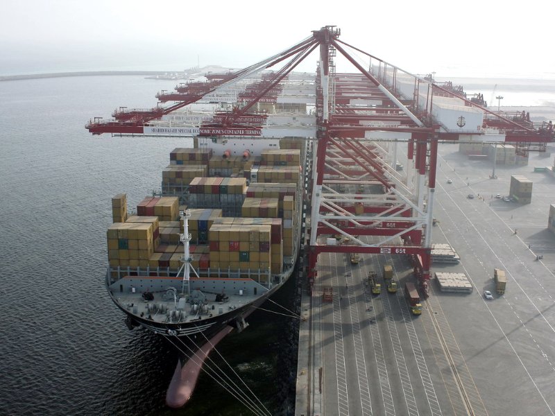 Iran Port Throughput Rises on Eased Sanctions