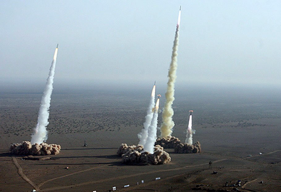 Iran to expand military spending, develop missiles