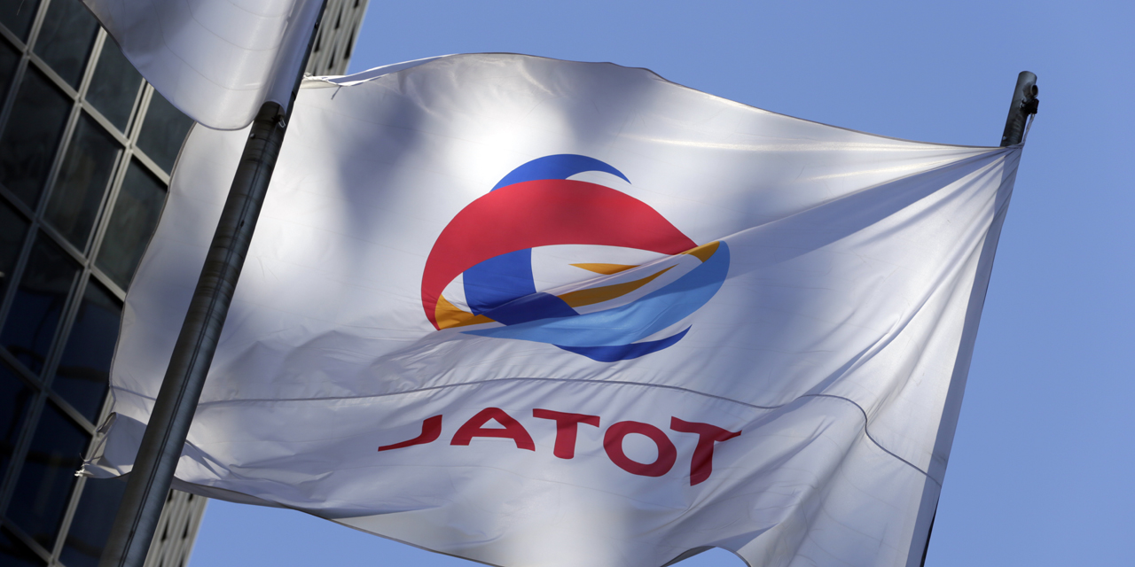Total to Review Iranian Gas Deal If New Sanctions Arise