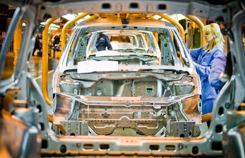 Russian automobile manufacturer to enter Iran market