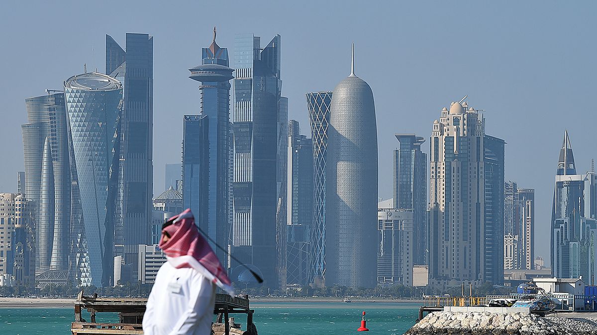 Oil Rebounds After Saudi-Led Alliance Cuts Qatar Ties Over Iran