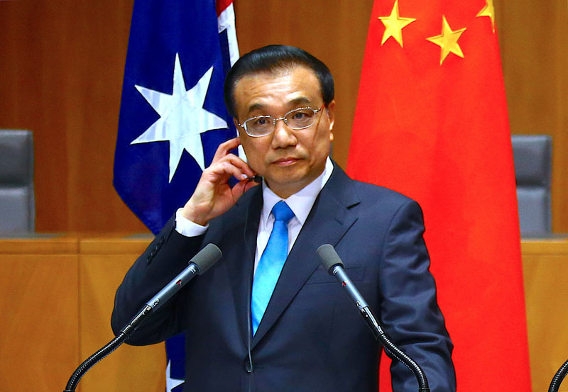 China is not militarizing South China Sea, Premier Li says