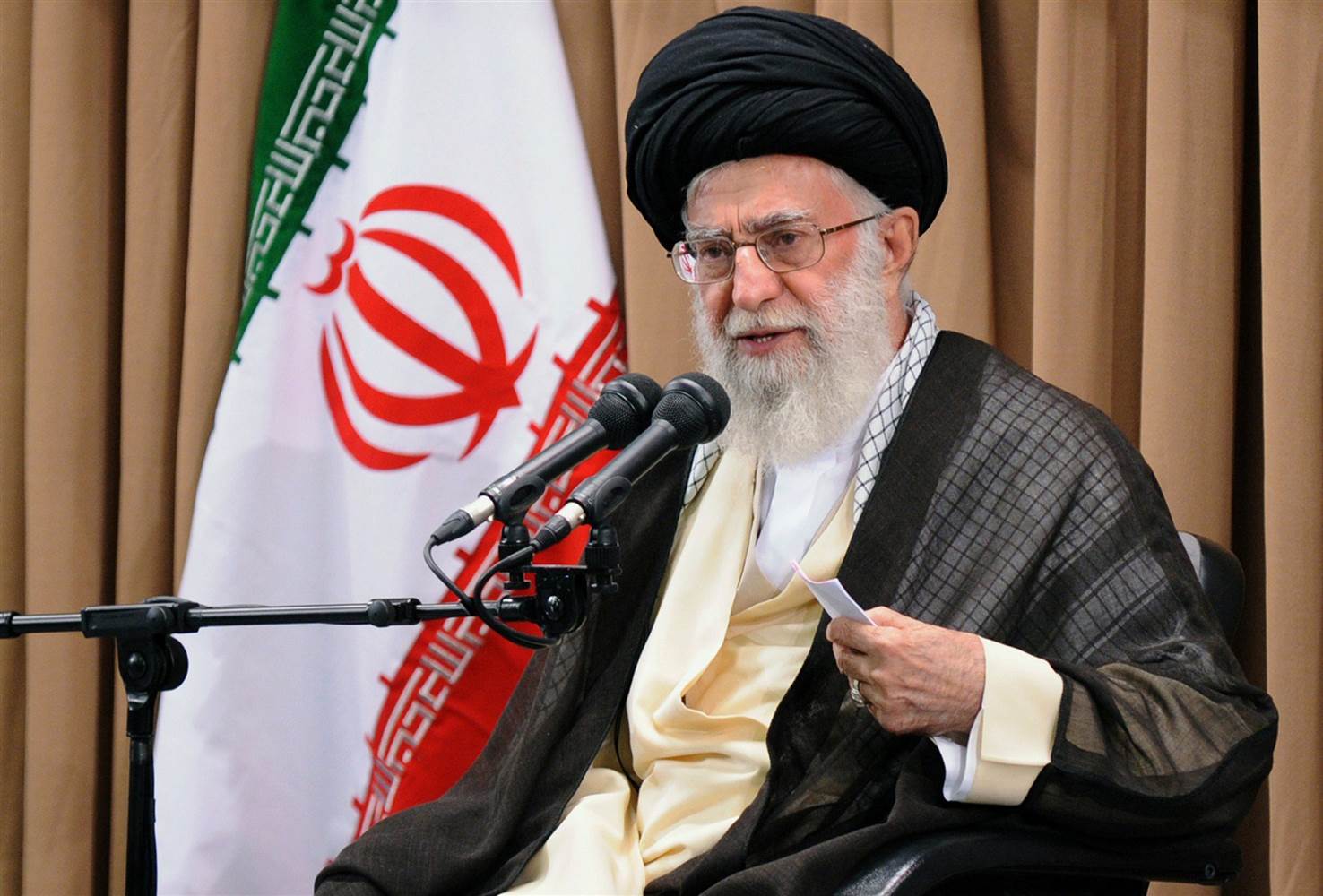 Americans not willing to eradicate Takfiri terrorists: Iran Leader