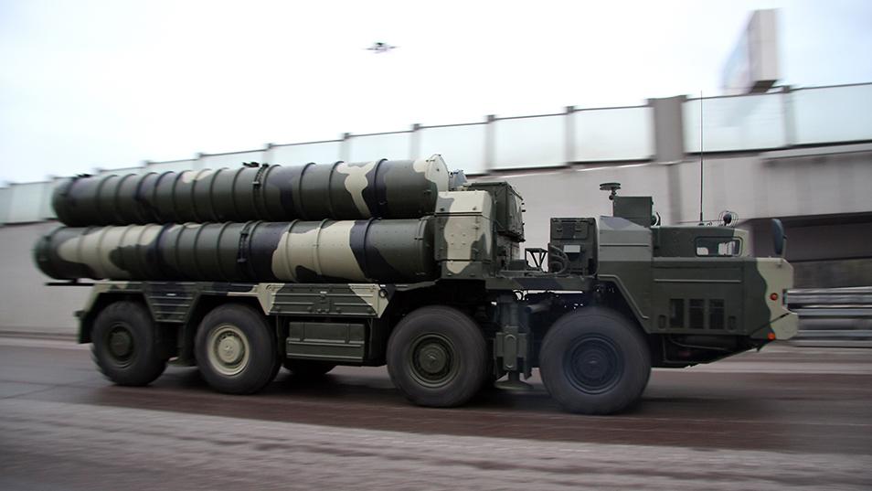 Russia, after Netanyahu visit, backs off Syria S-300 missile supplies