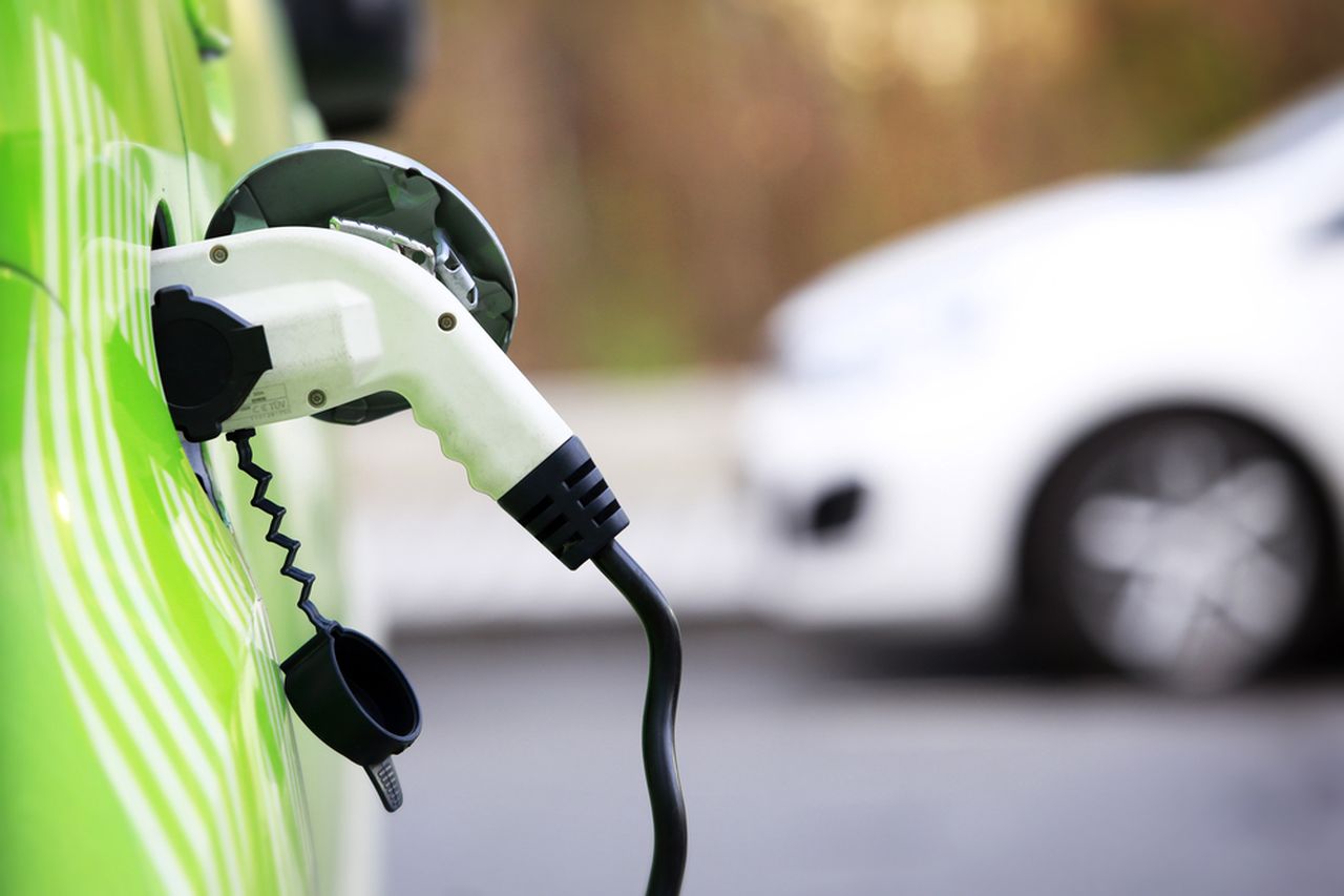 Here’s How Electric Cars Will Cause the Next Oil Crisis