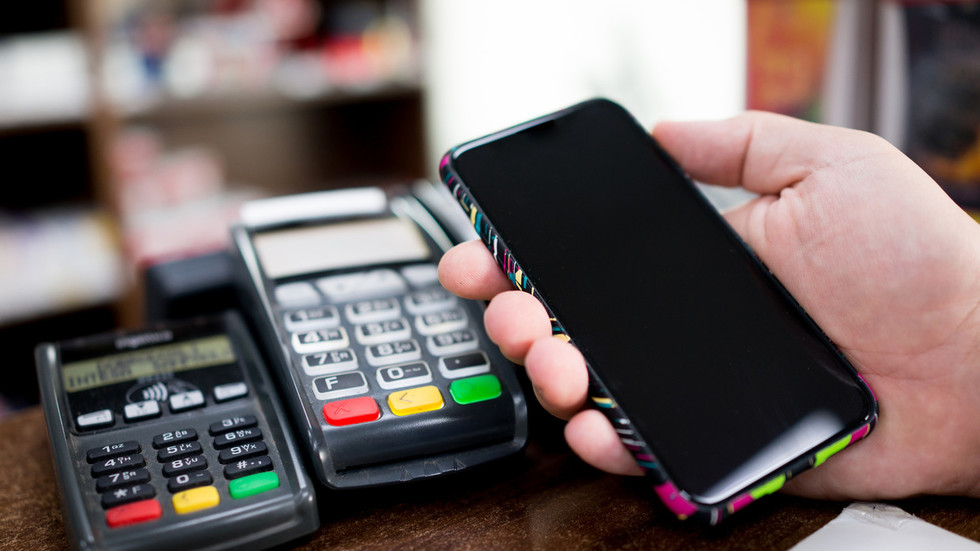 E-Payments Rise to $20.3b in 1 Month