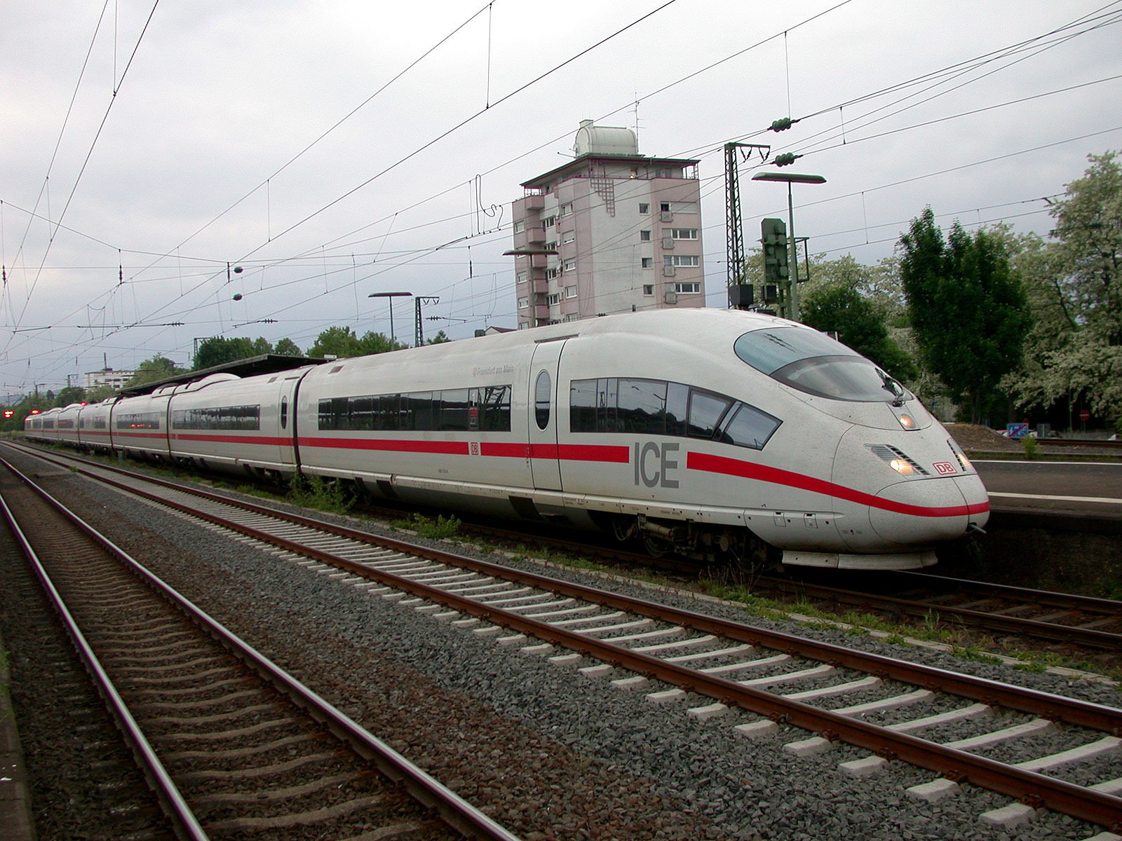 Iran, Germany to launch direct rail line
