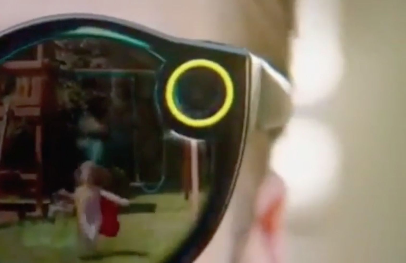 Snapchat Will Release $130 Sunglasses With Built-In Camera