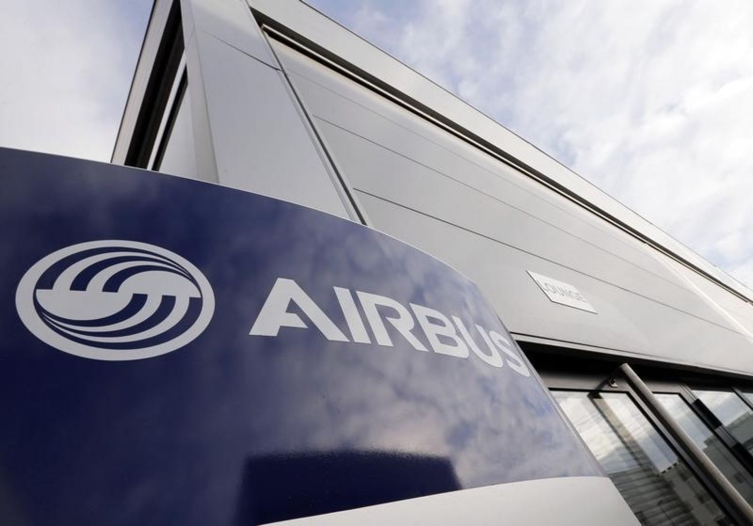 Airbus Says US Grants License for Planes in Iran Deal