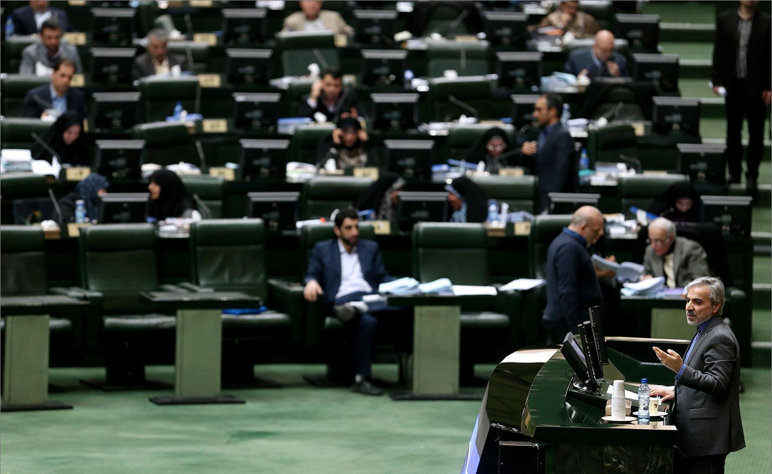 Iranian MPs Approve Budget Financial Measures